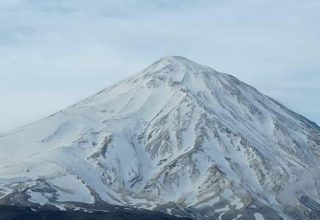 damavand trekking tour